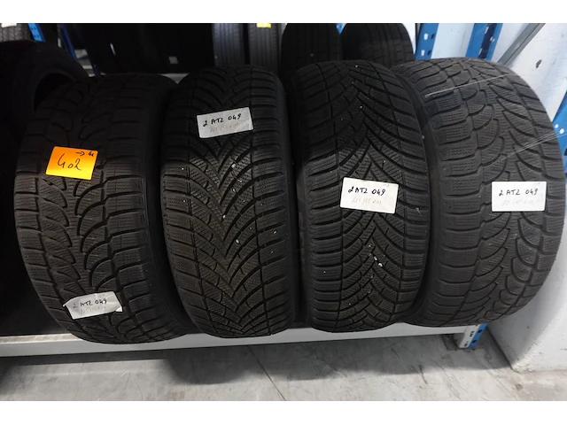 4x band ( gebruikt) 17inch bridgestone - afbeelding 1 van  3