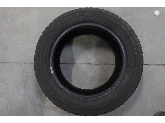 4x band ( gebruikt) 17inch falken - afbeelding 3 van  3