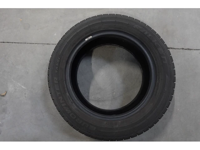 4x band ( gebruikt) 17inch falken - afbeelding 3 van  3