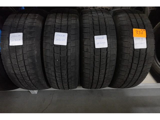 4x band ( gebruikt) 17inch falken - afbeelding 1 van  3