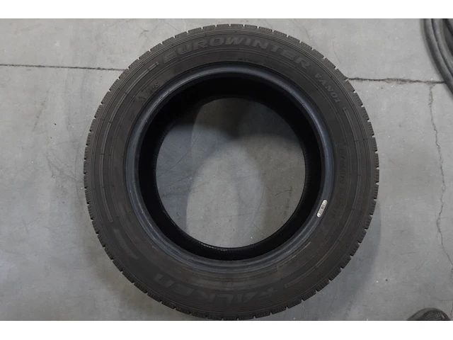 4x band ( gebruikt) 17inch falken - afbeelding 3 van  3