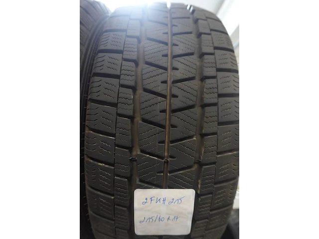 4x band ( gebruikt) 17inch falken - afbeelding 2 van  3
