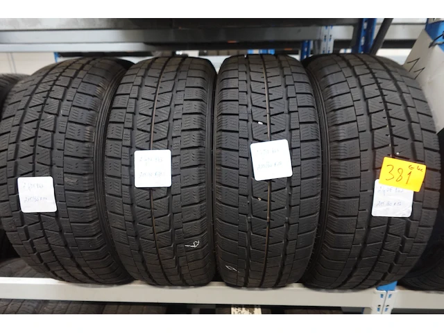 4x band ( gebruikt) 17inch falken - afbeelding 1 van  3
