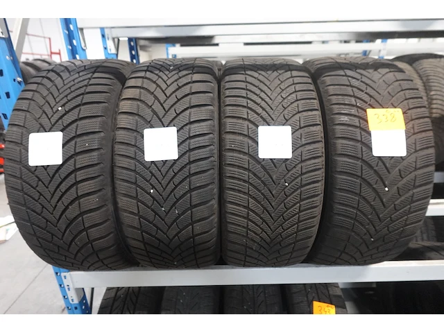 4x band ( gebruikt) 18inch semperit - afbeelding 1 van  3