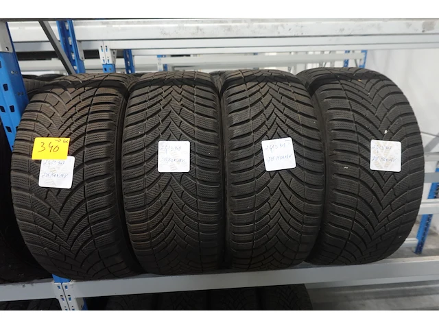 4x band ( gebruikt) 18inch semperit - afbeelding 1 van  3