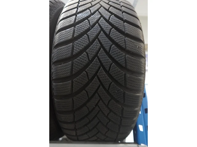 4x band ( gebruikt) 18inch semperit - afbeelding 2 van  3