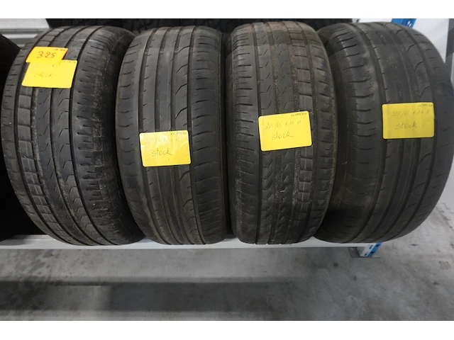 4x band met velg bmw ( gebruikt) 17inch pirelli - afbeelding 1 van  3