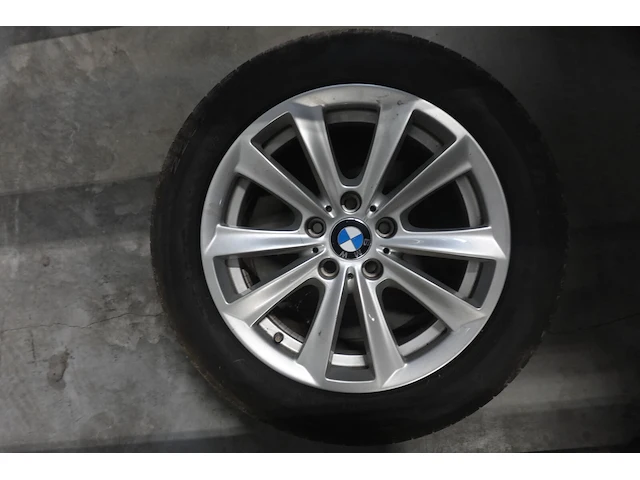 4x band met velg bmw ( gebruikt) 17inch pirelli - afbeelding 3 van  3