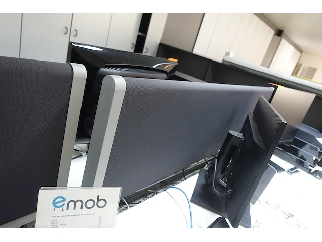 4x bureau & 2x stoel - afbeelding 3 van  8