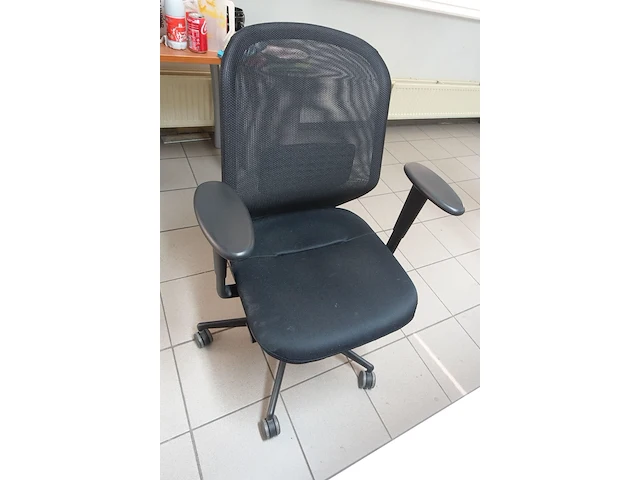 4x bureau & 2x stoel - afbeelding 5 van  8