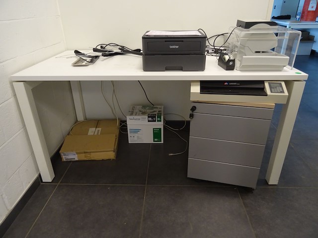 4x bureautafel - afbeelding 3 van  3