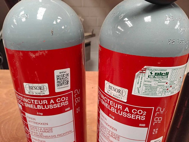 4x co2 snelblusser - fire extinguisher - sicli - afbeelding 2 van  5