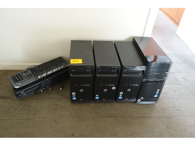 4x computer hp 6x toetsenbord - afbeelding 1 van  3
