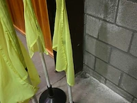 ± 4x cornervlaggen - afbeelding 4 van  4