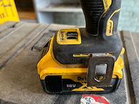 4x dewalt machine - afbeelding 16 van  16