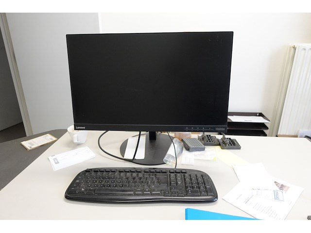 4x divers computerscherm - afbeelding 2 van  2