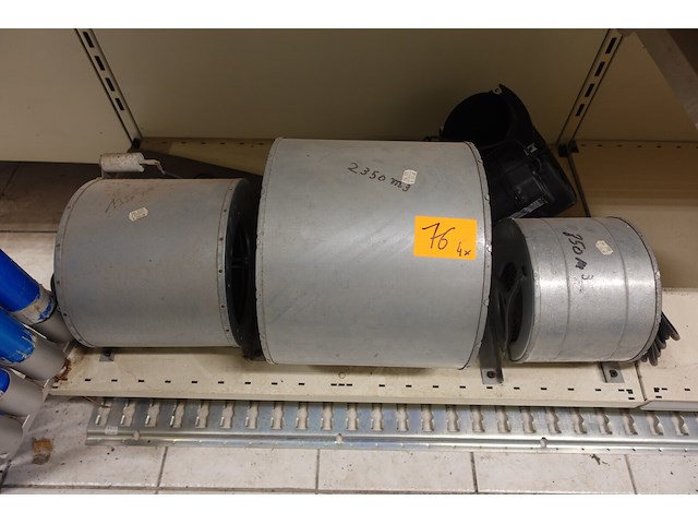 4x diverse afzuiging/turbine - afbeelding 1 van  4