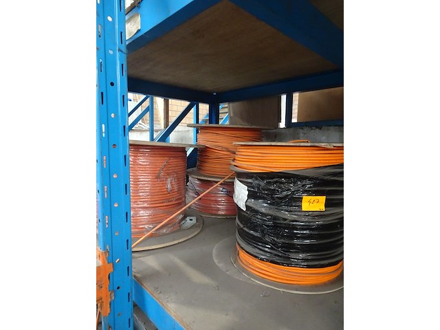 4x diverse kabel op rol - afbeelding 1 van  5
