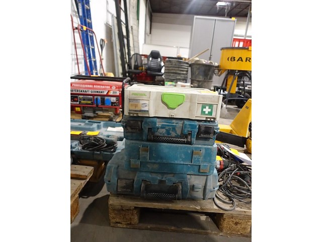 4x diverse lege werkkoffers - afbeelding 1 van  5