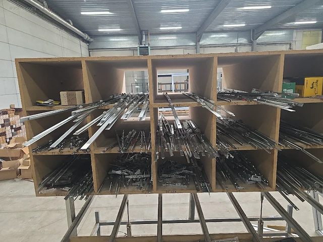 (4x) diverse montagetafels reiplinger - afbeelding 4 van  9