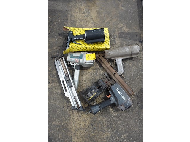 4x diverse pneumatische schieters - afbeelding 1 van  5