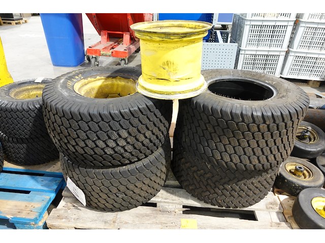 4x diverse stalen velg john deere - afbeelding 1 van  3