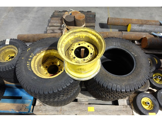 4x diverse stalen velg john deere - afbeelding 2 van  3