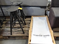 4x diverse stoelen - afbeelding 1 van  6