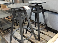 4x diverse stoelen - afbeelding 2 van  6