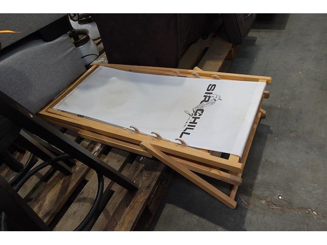 4x diverse stoelen - afbeelding 6 van  6