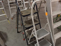 4x diverse trapladders - afbeelding 1 van  5