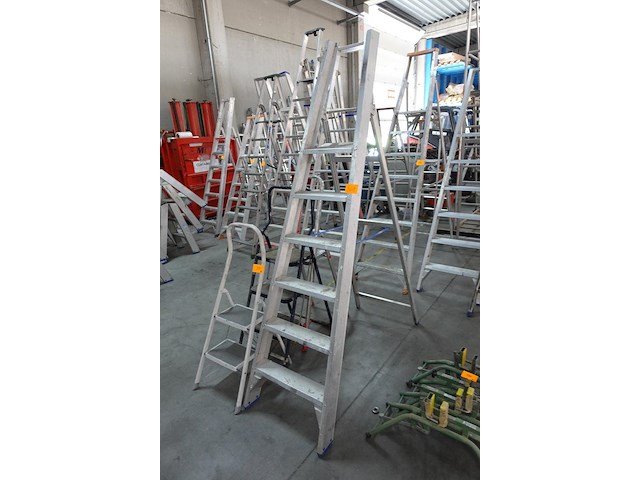 4x diverse trapladders - afbeelding 5 van  5