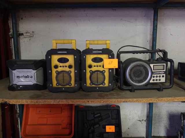 4x diverse werfradio - afbeelding 1 van  4