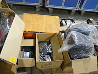 4x doos fietsonderdelen - afbeelding 1 van  5