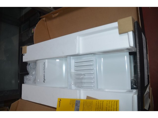 4x dyson airblade ab03 handdrogers, gebruikt, werking onbekend (b421) - afbeelding 5 van  9