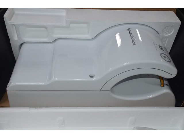 4x dyson airblade ab03 handdrogers, gebruikt, werking onbekend (b421) - afbeelding 5 van  9