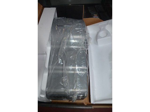 4x dyson airblade ab03 handdrogers, gebruikt, werking onbekend (b421) - afbeelding 8 van  9