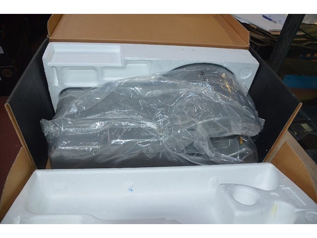 4x dyson airblade ab03 handdrogers, gebruikt, werking onbekend (b421) - afbeelding 9 van  9