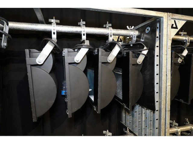 4x floodlight asymetric hqi 400 ts - afbeelding 2 van  2