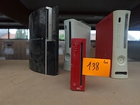 4x gaming console - afbeelding 1 van  6