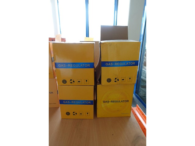 4x gasregulator - afbeelding 1 van  4