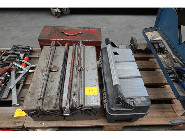 4x gereedschapskoffer + inhoud - afbeelding 1 van  4