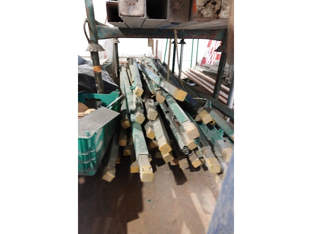 4x houder met inhoud - afbeelding 2 van  6