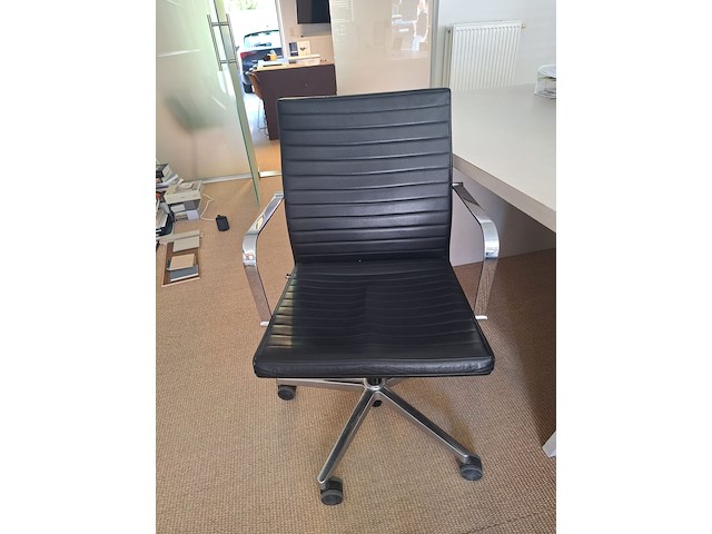 4x houten bureau - afbeelding 7 van  9