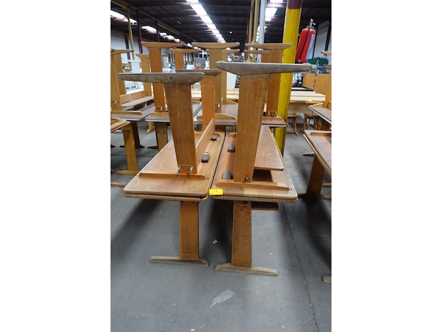4x houten lessenaar - afbeelding 1 van  2