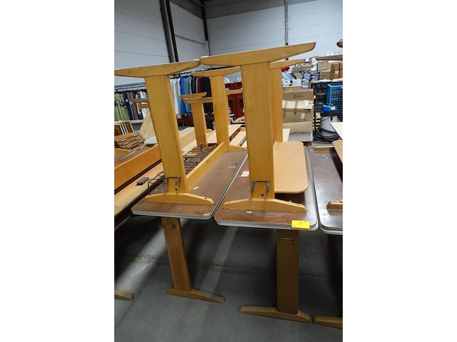 4x houten lessenaar - afbeelding 1 van  2