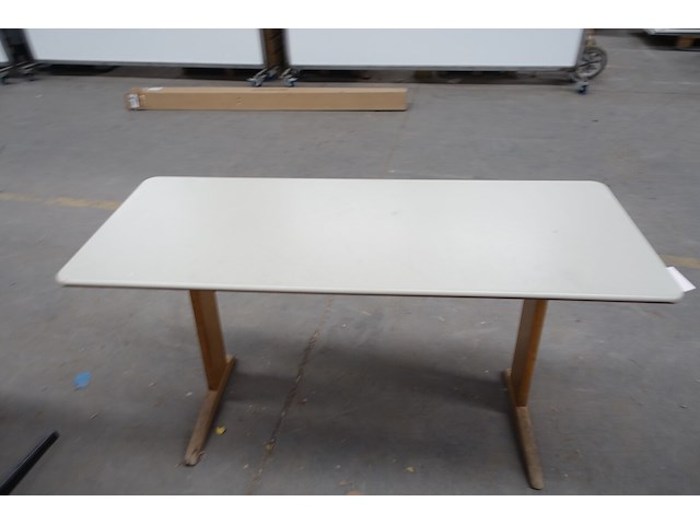 4x houten lessenaar - afbeelding 1 van  1
