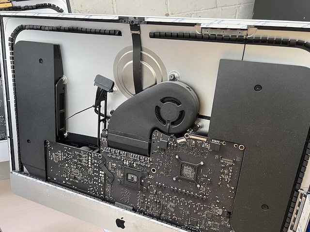 4x i-mac voor onderdelen - afbeelding 4 van  5