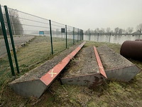 4x ijzeren traptreden ± l 300 cm - afbeelding 2 van  2