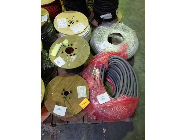 4x kabel op rol 1x flex - afbeelding 1 van  8